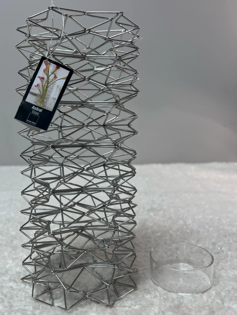 Design Ideas Astral Silver Geometric Wire Sculpture Flower Vase